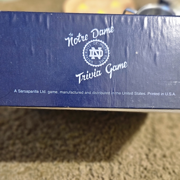 Vintage Notre Dame 1985 Trivia Game Fighting Irish College All Pieces - Picture 2 of 7